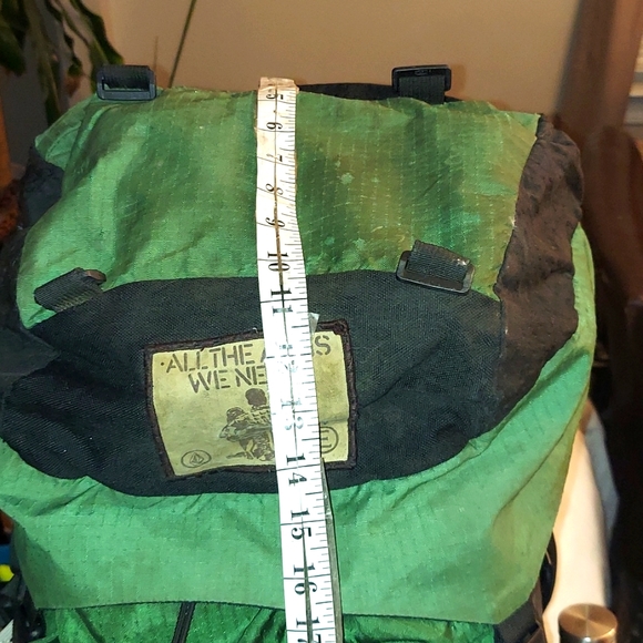 Gregory Pack in Green FREE MREs w/ pack - Picture 3 of 15